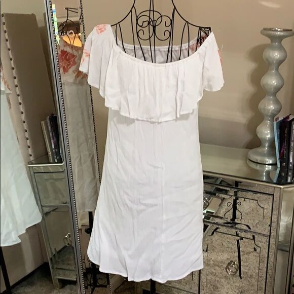 Sun & shadow White ruffle top off the shoulder dress size XS - Picture 4 of 7